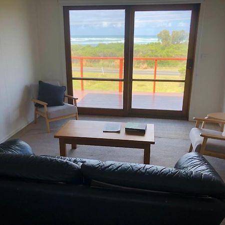 Peterborough Beach House エクステリア 写真