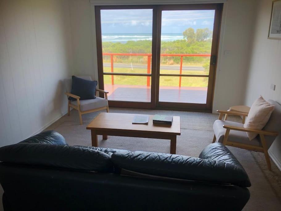 Peterborough Beach House エクステリア 写真